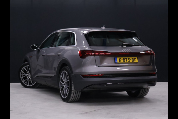 Audi e-tron 55 quattro edition 95 kWh Sport [LUCHTVERING, BLUETOOTH TELEFOON, PDC V+A, CRUISE CONTROL, CLIMATE CONTROL, LANE ASSIST, ELEKTRISCHE ACHTERKLEP, LED KOPLAMPEN, NIEUWSTAAT]