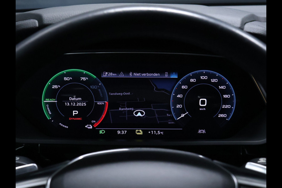 Audi e-tron 55 quattro edition 95 kWh Sport [LUCHTVERING, BLUETOOTH TELEFOON, PDC V+A, CRUISE CONTROL, CLIMATE CONTROL, LANE ASSIST, ELEKTRISCHE ACHTERKLEP, LED KOPLAMPEN, NIEUWSTAAT]