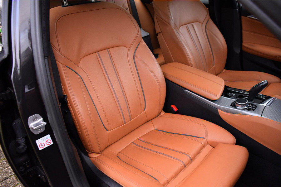 BMW 5 Serie Touring 520i High Executive*Nappa Leder*HUD*PANO*M-Pakket*Enz*