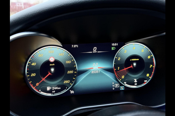 Mercedes-Benz C-Klasse Estate 180 AMG Automaat | Panorama | Leer | LED matrix | Sfeerverlichting | Apple CarPlay | 360°-camera | Night Pakket | DAB ont