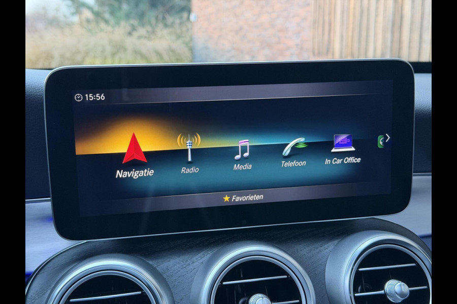 Mercedes-Benz C-Klasse Estate 180 AMG Automaat | Panorama | Leer | LED matrix | Sfeerverlichting | Apple CarPlay | 360°-camera | Night Pakket | DAB ont