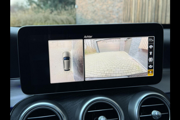 Mercedes-Benz C-Klasse Estate 180 AMG Automaat | Panorama | Leer | LED matrix | Sfeerverlichting | Apple CarPlay | 360°-camera | Night Pakket | DAB ont