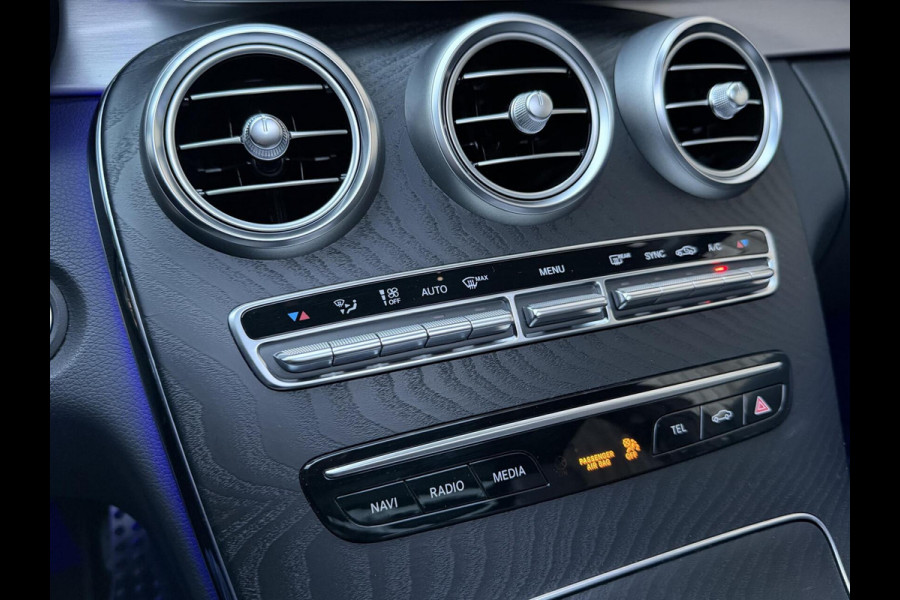 Mercedes-Benz C-Klasse Estate 180 AMG Automaat | Panorama | Leer | LED matrix | Sfeerverlichting | Apple CarPlay | 360°-camera | Night Pakket | DAB ont