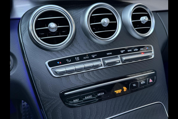 Mercedes-Benz C-Klasse Estate 180 AMG Automaat | Panorama | Leer | LED matrix | Sfeerverlichting | Apple CarPlay | 360°-camera | Night Pakket | DAB ont