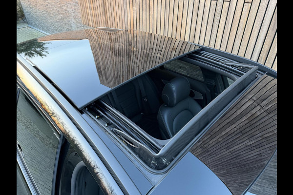 Mercedes-Benz C-Klasse Estate 180 AMG Automaat | Panorama | Leer | LED matrix | Sfeerverlichting | Apple CarPlay | 360°-camera | Night Pakket | DAB ont