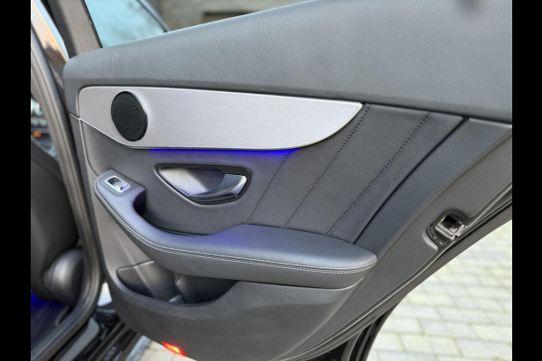 Mercedes-Benz C-Klasse Estate 180 AMG Automaat | Panorama | Leer | LED matrix | Sfeerverlichting | Apple CarPlay | 360°-camera | Night Pakket | DAB ont