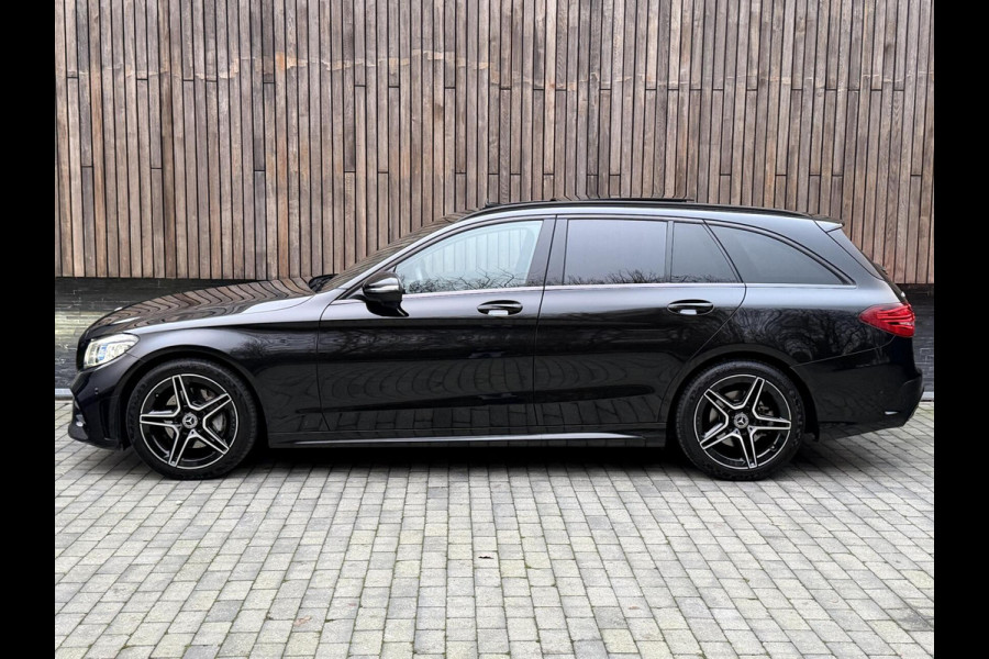 Mercedes-Benz C-Klasse Estate 180 AMG Automaat | Panorama | Leer | LED matrix | Sfeerverlichting | Apple CarPlay | 360°-camera | Night Pakket | DAB ont