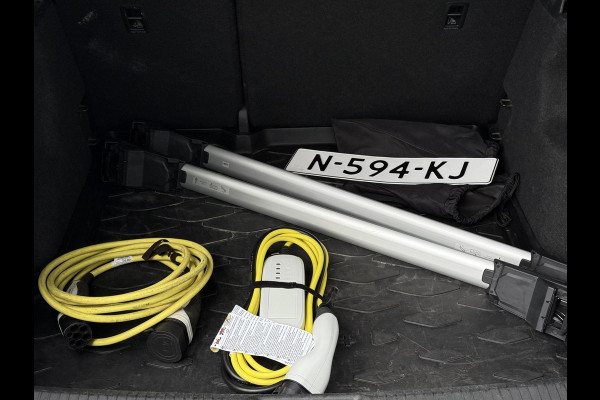 Volkswagen ID.4 Pro 77 kWh | Trekhaak | Navi | Carplay |