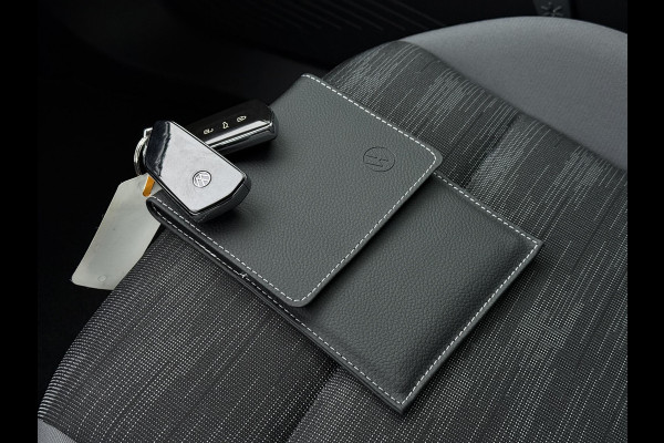 Volkswagen ID.4 Pro 77 kWh | Trekhaak | Navi | Carplay |