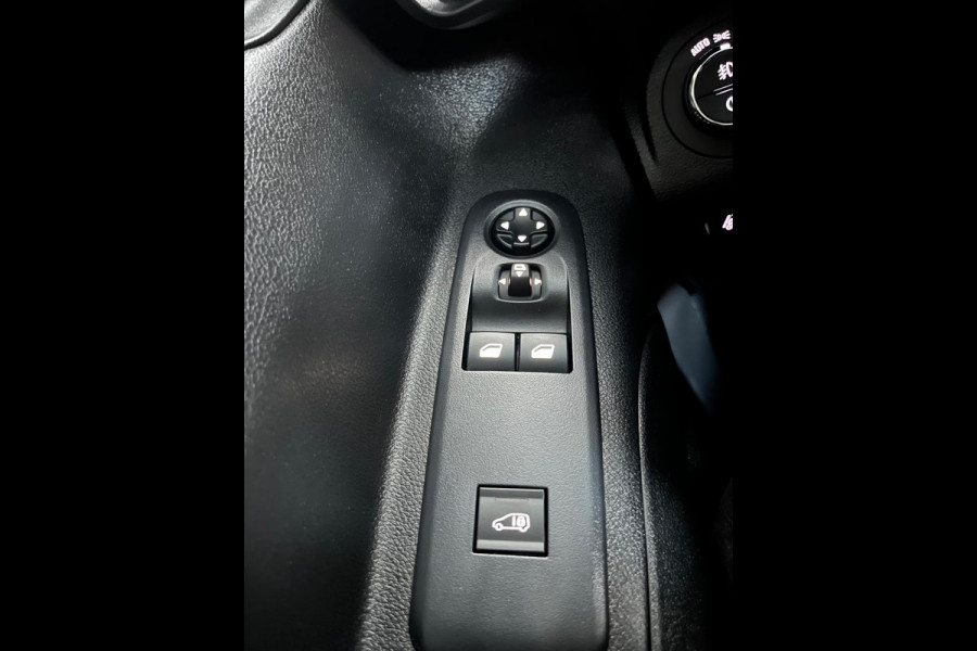 Opel Combo Automaat-8 130pk 1.5D euro6 L2H1 Edition, Airco, Camera, Navigatie, Keyless, RIJKLAARPRIJS!