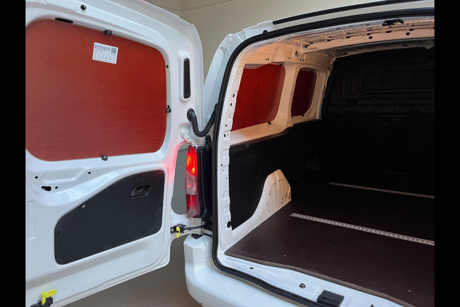 Opel Combo Automaat-8 130pk 1.5D euro6 L2H1 Edition, Airco, Camera, Navigatie, Keyless, RIJKLAARPRIJS!