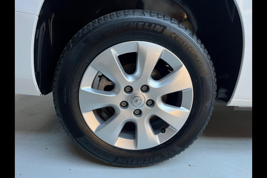 Opel Combo Automaat-8 130pk 1.5D euro6 L2H1 Edition, Airco, Camera, Navigatie, Keyless, RIJKLAARPRIJS!