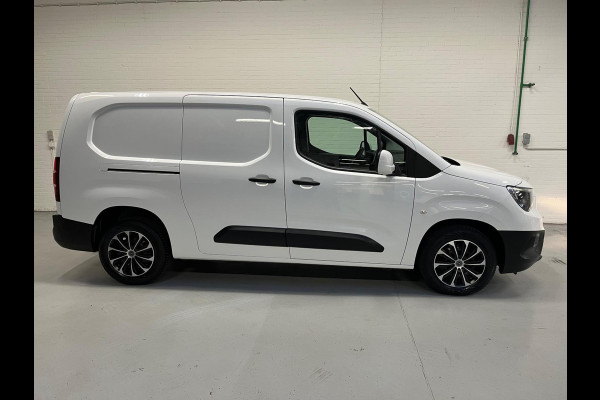 Opel Combo L2H1 1.5D 130pk euro6 Edition, Airco, Camera, CruiseControl, Navigatie, Trekhaak, RIJKLAARPRIJS!