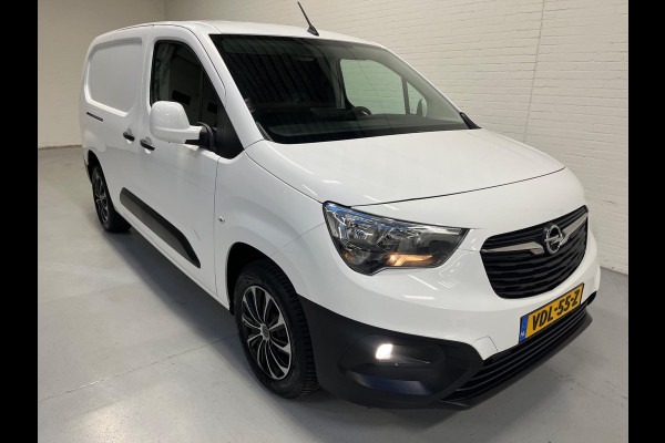 Opel Combo L2H1 1.5D 130pk euro6 Edition, Airco, Camera, CruiseControl, Navigatie, Trekhaak, RIJKLAARPRIJS!