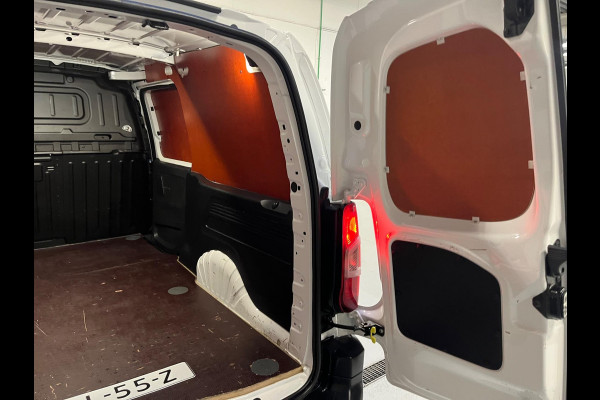 Opel Combo L2H1 1.5D 130pk euro6 Edition, Airco, Camera, CruiseControl, Navigatie, Trekhaak, RIJKLAARPRIJS!