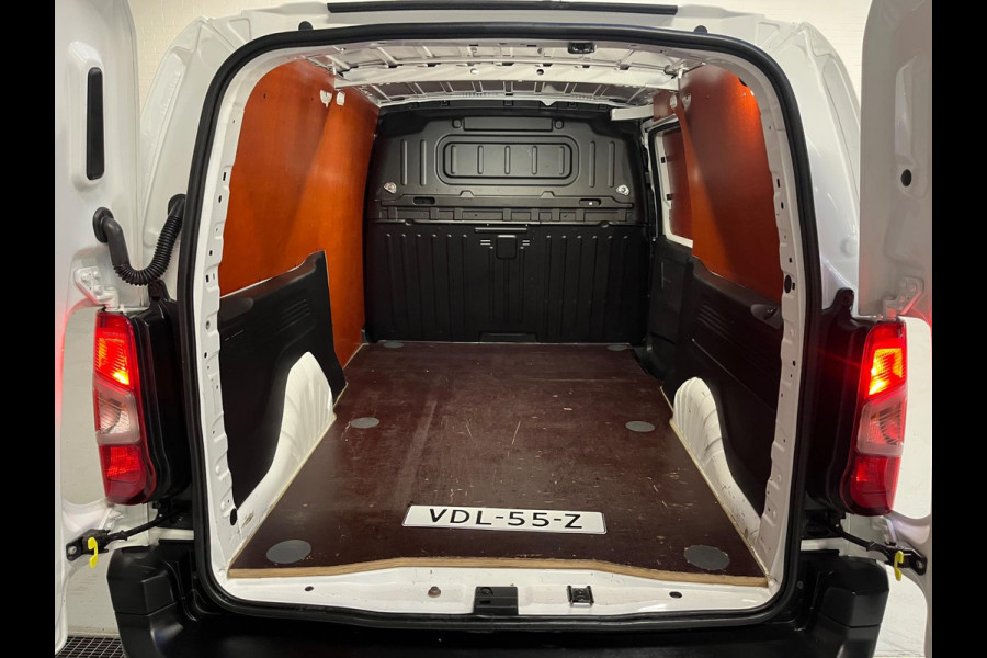 Opel Combo L2H1 1.5D 130pk euro6 Edition, Airco, Camera, CruiseControl, Navigatie, Trekhaak, RIJKLAARPRIJS!