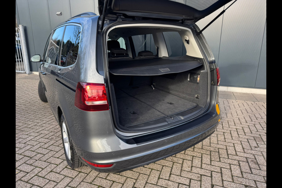 Volkswagen Sharan 1.4 TSI Automaat 7 Pers. * Carplay * Stoelverwarming * Cruise Control *