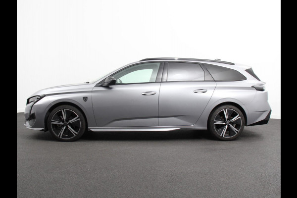 Peugeot 308 1.2 PureTech GT Climate control Adaptive cruise control Parkeersensoren Achteruitrijcamera Navigatie  LED Apple Carplay/ Android Auto