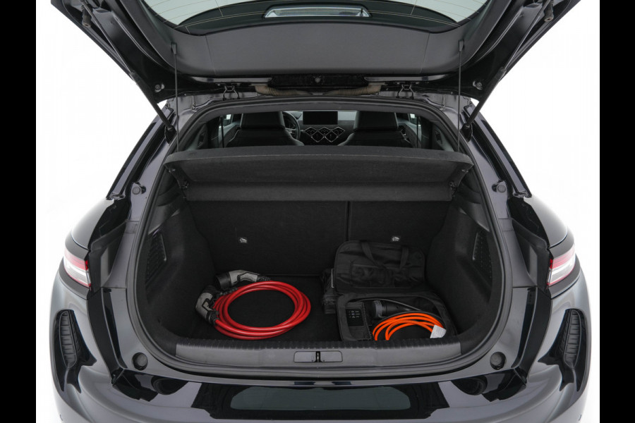 DS DS 3 Crossback E-Tense Performance Line+ 50 kWh [ 3-Fase ] {SOH-90%} (INCL-BTW) *LEATHER-FABRIC | MATRIX-LED | ADAPTIVE-CRUISE | DIGI-COCKPIT | HEATED-SPORTSEATS | CAMERA | KEYLESS | NAVI-FULLMAP | DAB+ | ECC | PDC | PRIVACY-GLASS | 18''ALU*