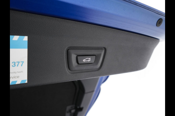 BMW i4 M50 M-Sportpack High Executive 84 kWh [ 3-Fase ] {SOH-97%} (INCL-BTW) *LUXURY-LEATHER | HARMAN/KARDON | ADAPTIVE-CRUISE | HEAD-UP | LASER-LED | BLIND-SPOT | TOP-VIEW | HEATED-SPORTSEATS | DAB+ | WIDE-COCKPIT | AMBIENT-LIGHT | NAVI-FULLMAP | ...