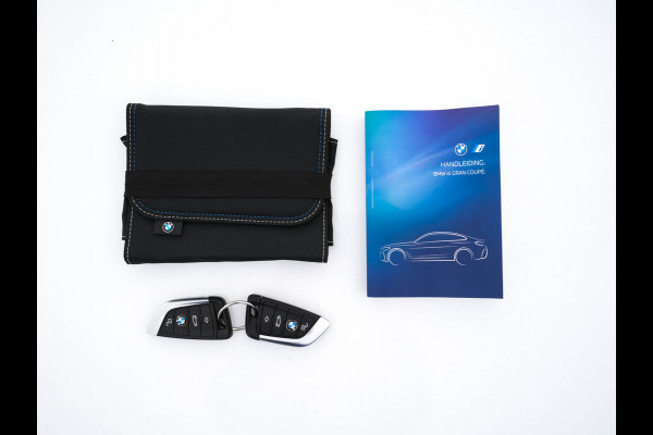 BMW i4 M50 M-Sportpack High Executive 84 kWh [ 3-Fase ] {SOH-97%} (INCL-BTW) *LUXURY-LEATHER | HARMAN/KARDON | ADAPTIVE-CRUISE | HEAD-UP | LASER-LED | BLIND-SPOT | TOP-VIEW | HEATED-SPORTSEATS | DAB+ | WIDE-COCKPIT | AMBIENT-LIGHT | NAVI-FULLMAP | ...