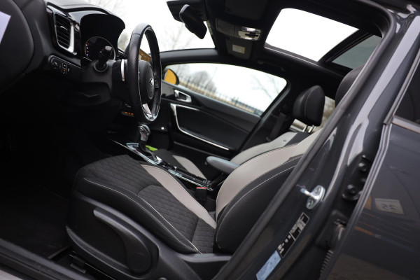 Kia ProCeed 1.4 T-GDI GT-Line / Aut / Navi / Open Panoramadak / JBL / Camera / Dode Hoek / Lane Assist / Led / Pdc / Allu Velgen
