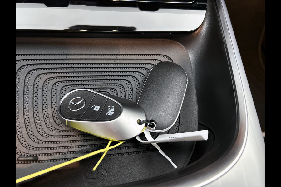 Mercedes-Benz CLA-Klasse 250+ Launch Edition 85 kWh | Warmtepomp | Panoramadak | Memorypakket | Adaptieve Cruisecontrol | Multibeam LED | Smartphone integratie | Nightpakket | Sierdelen aluminium |