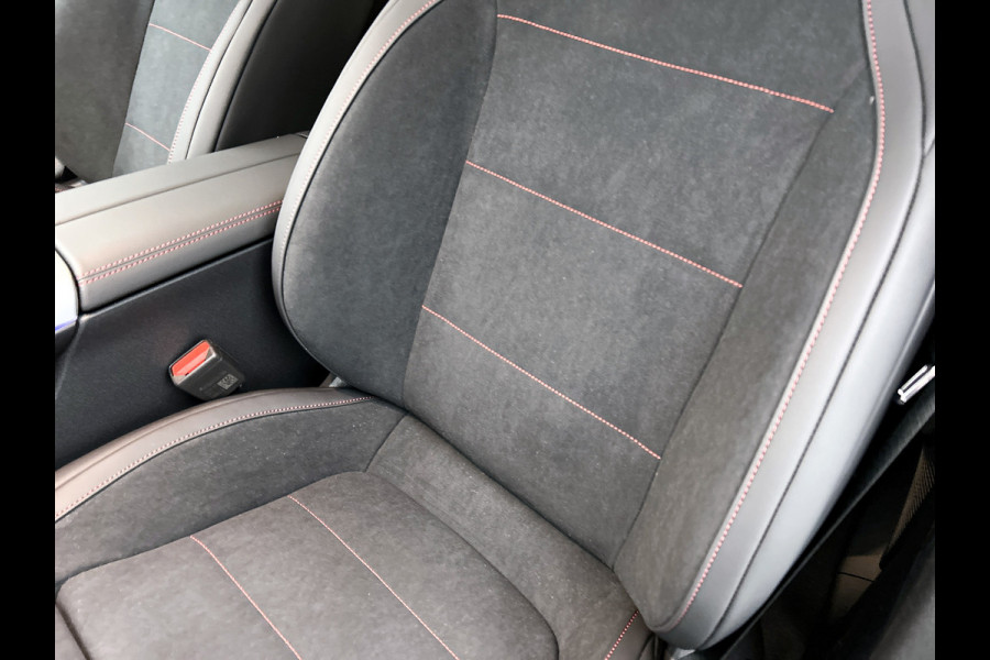 Mercedes-Benz CLA-Klasse 250+ Launch Edition 85 kWh | Warmtepomp | Panoramadak | Memorypakket | Adaptieve Cruisecontrol | Multibeam LED | Smartphone integratie | Nightpakket | Sierdelen aluminium |