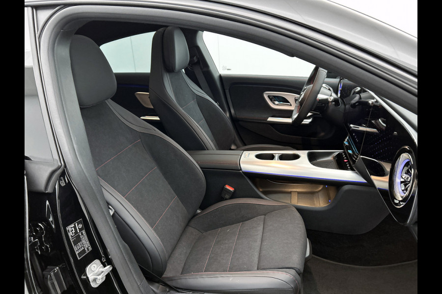 Mercedes-Benz CLA-Klasse 250+ Launch Edition 85 kWh | Warmtepomp | Panoramadak | Memorypakket | Adaptieve Cruisecontrol | Multibeam LED | Smartphone integratie | Nightpakket | Sierdelen aluminium |