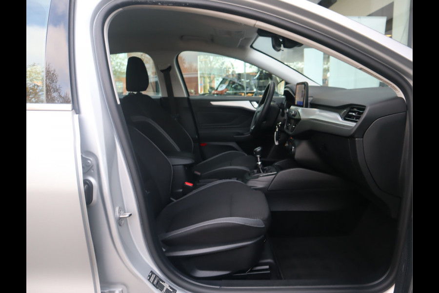 Ford FOCUS Wagon 1.0 EcoBoost Hybrid Trend Edition Business