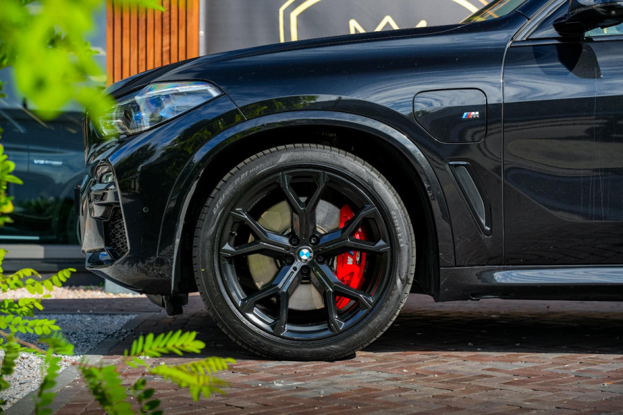 BMW X5 xDrive45e High Executive M Pakket Panoramadak Adapt. Cruise HUD Carbon Luxe Leder 21''LM