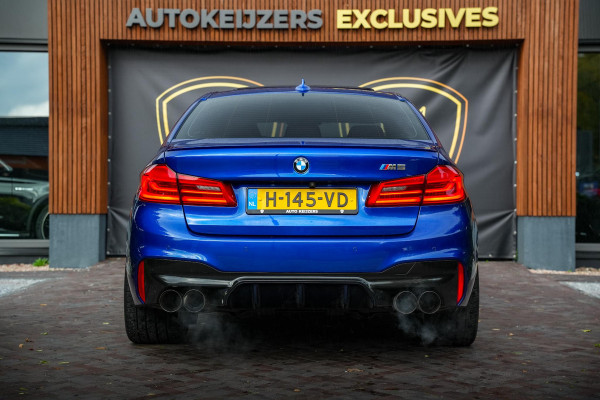 BMW 5 Serie M5  F90 Schuifdak Marina Blue 22'' Vossen Downpipe