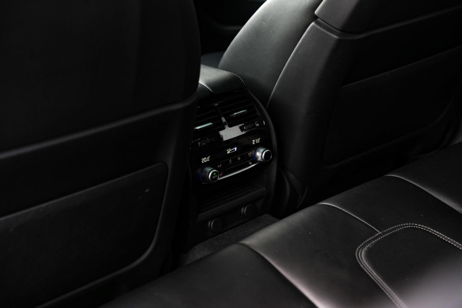 BMW 5 Serie M5  F90 Schuifdak Marina Blue 22'' Vossen Downpipe