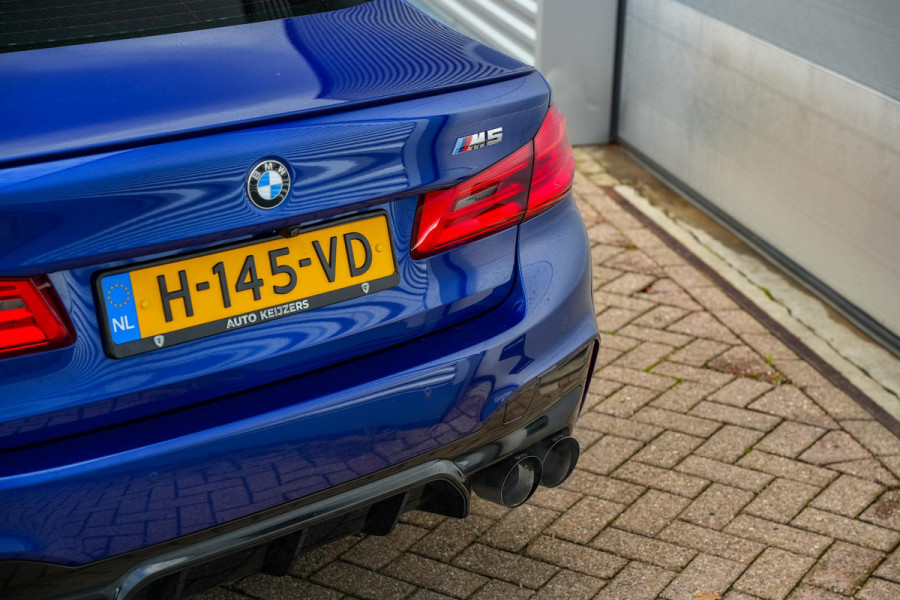 BMW 5 Serie M5  F90 Schuifdak Marina Blue 22'' Vossen Downpipe