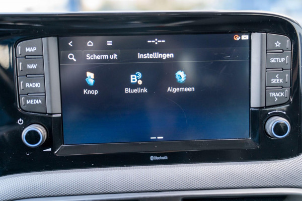 Hyundai i10 1.0 Trend 5-zits|Prijs rijklaar incl. 12 mnd garantie|Carplay stoel en stuurverwarming camera DAB parkeersensor achter