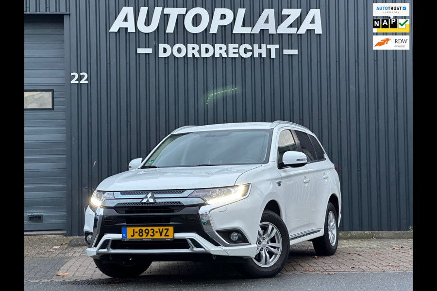 Mitsubishi Outlander 2.4 PHEV Pure Camera|Navi