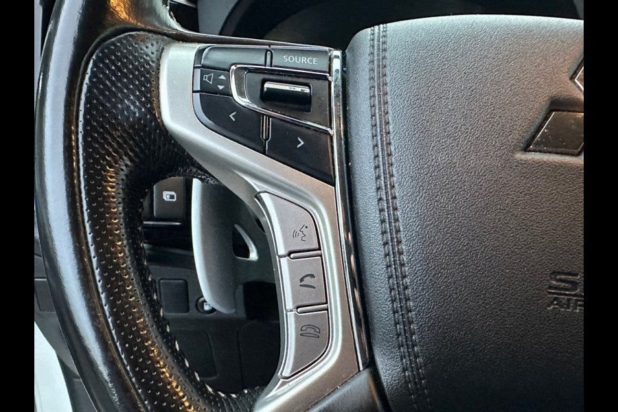 Mitsubishi Outlander 2.4 PHEV Pure Camera|Navi