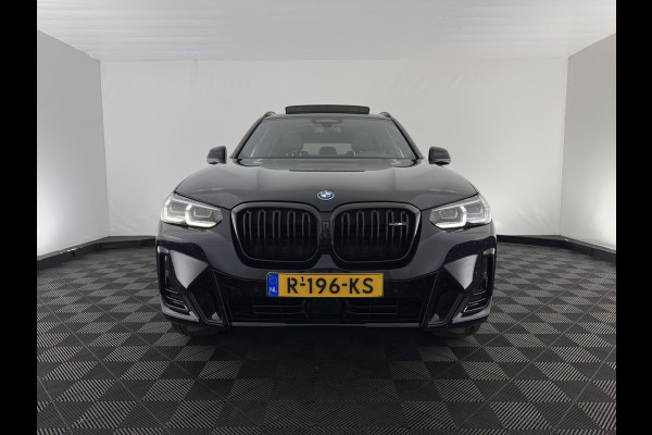 BMW iX3 Executive 80 kWh M-Sportpack Shadow-Line [ 3-Fase ] {SOH- (INCL-BTW) Aut. *PANO | LEATHER | ADAPTIVE-CRUISE | FULL-LED | BLIND-SPOT | DIGI-COCKPIT | HEATED-COMFORTSEATS | CAMERA | DAB+ | NAVI-FULLMAP | 19''ALU*