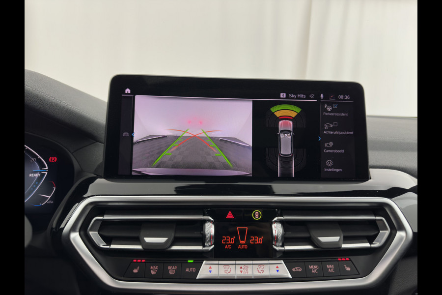 BMW iX3 Executive 80 kWh M-Sportpack Shadow-Line [ 3-Fase ] {SOH- (INCL-BTW) Aut. *PANO | LEATHER | ADAPTIVE-CRUISE | FULL-LED | BLIND-SPOT | DIGI-COCKPIT | HEATED-COMFORTSEATS | CAMERA | DAB+ | NAVI-FULLMAP | 19''ALU*