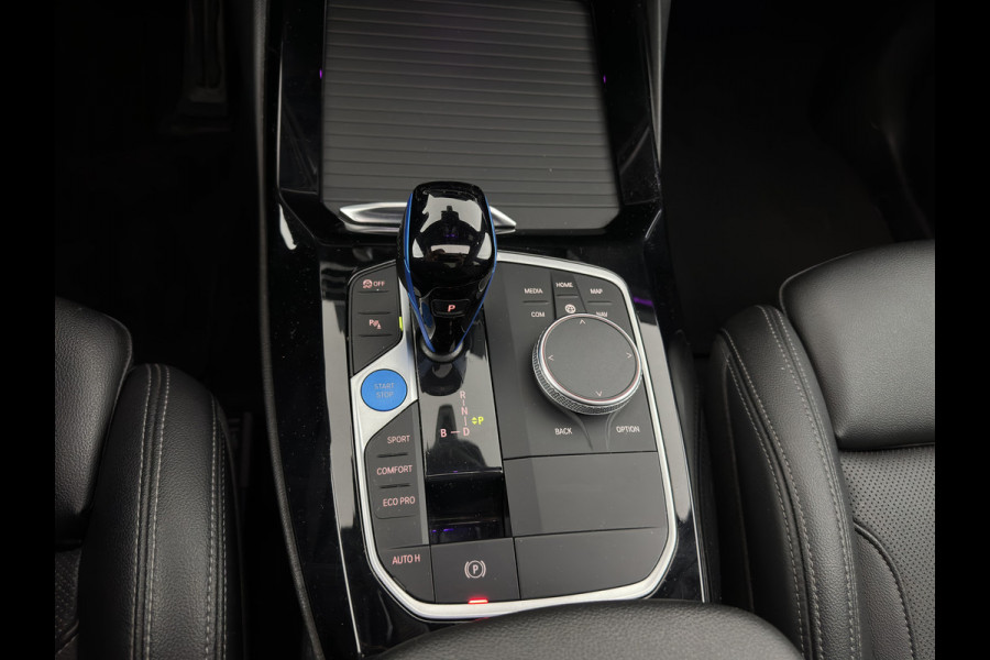 BMW iX3 Executive 80 kWh M-Sportpack Shadow-Line [ 3-Fase ] {SOH- (INCL-BTW) Aut. *PANO | LEATHER | ADAPTIVE-CRUISE | FULL-LED | BLIND-SPOT | DIGI-COCKPIT | HEATED-COMFORTSEATS | CAMERA | DAB+ | NAVI-FULLMAP | 19''ALU*
