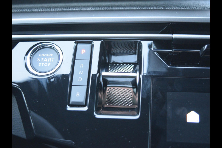 Peugeot 3008 1.6 plug-in Hybrid 195 Allure 195PK | NAVI | PARKEERSENSOREN MET CAMERA |