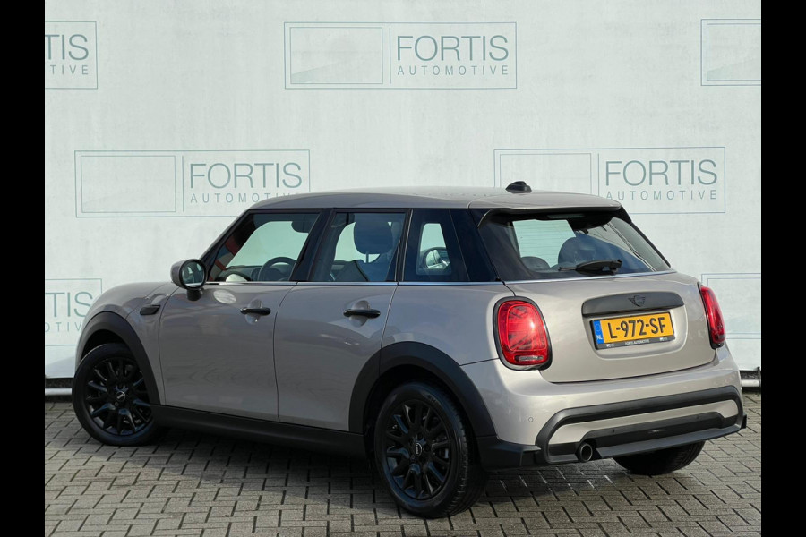 MINI Cooper 1.5 Business Edition NL AUTO | DEALER ONDERH | UNION JACK | CARPLAY