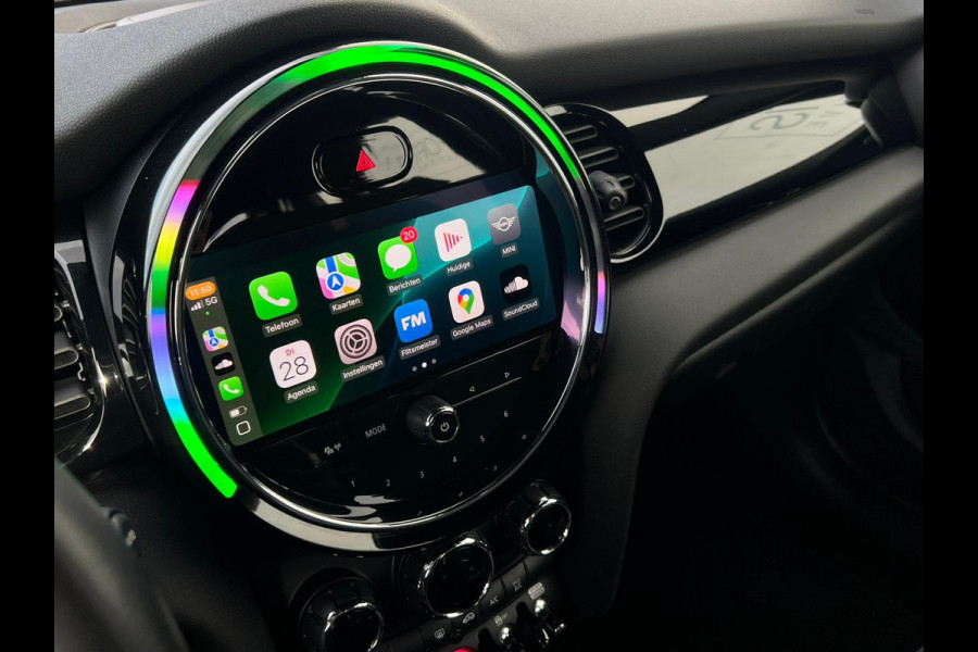 MINI Cooper 1.5 Business Edition NL AUTO | DEALER ONDERH | UNION JACK | CARPLAY