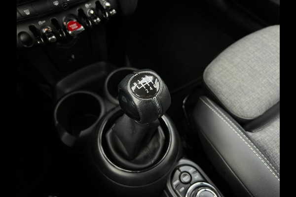 MINI Cooper 1.5 Business Edition NL AUTO | DEALER ONDERH | UNION JACK | CARPLAY