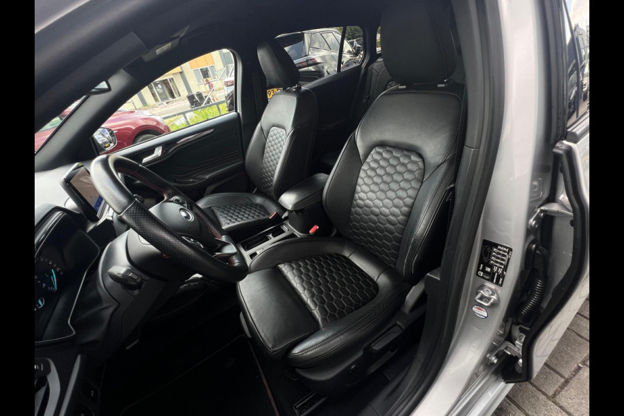 Ford Focus Wagon 1.5 EcoBoost ST Line Business NL AUTO | CARPLAY | CAMERA | LEDER |