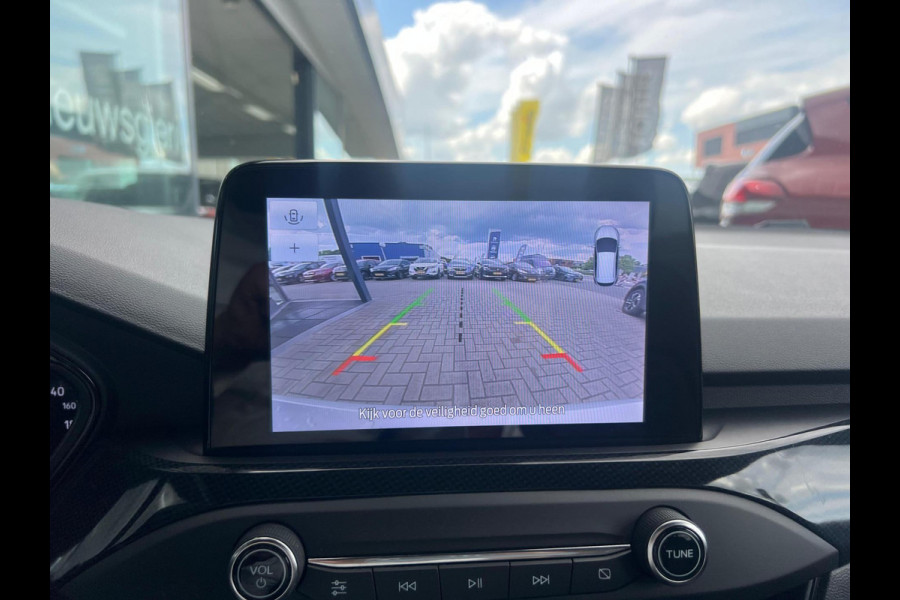 Ford Focus Wagon 1.5 EcoBoost ST Line Business NL AUTO | CARPLAY | CAMERA | LEDER |