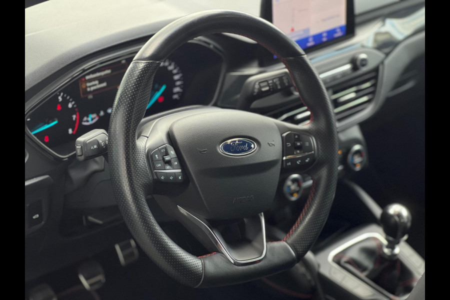 Ford Focus Wagon 1.5 EcoBoost ST Line Business NL AUTO | CARPLAY | CAMERA | LEDER |