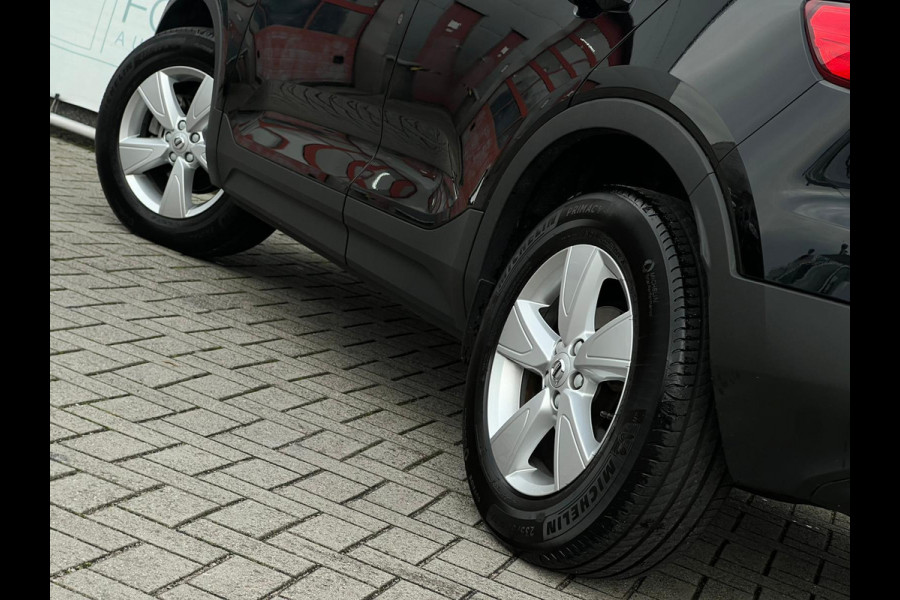 Volvo XC40 1.5 T2 Momentum Core NL AUTO | DEALER ONDERH | WEGKLAPBARE TREKHAAK | CAMERA | CARPLAY |