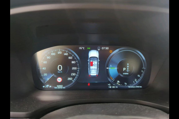 Volvo V60 2.0 T6 Recharge AWD Business Pro NL-AUTO | LEDER | CAMERA