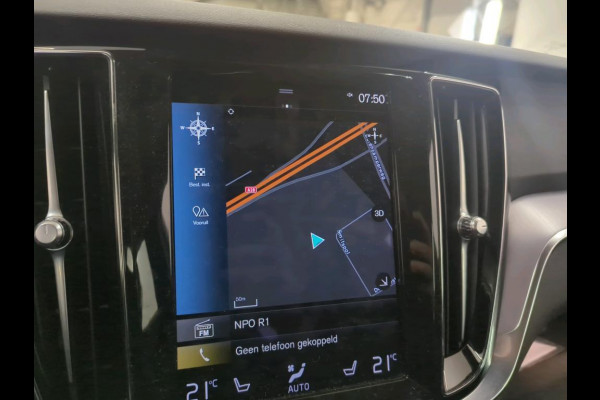 Volvo V60 2.0 T6 Recharge AWD Business Pro NL-AUTO | LEDER | CAMERA